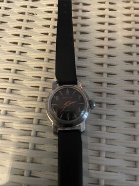 Black Strap Wristwatch with Black Dial